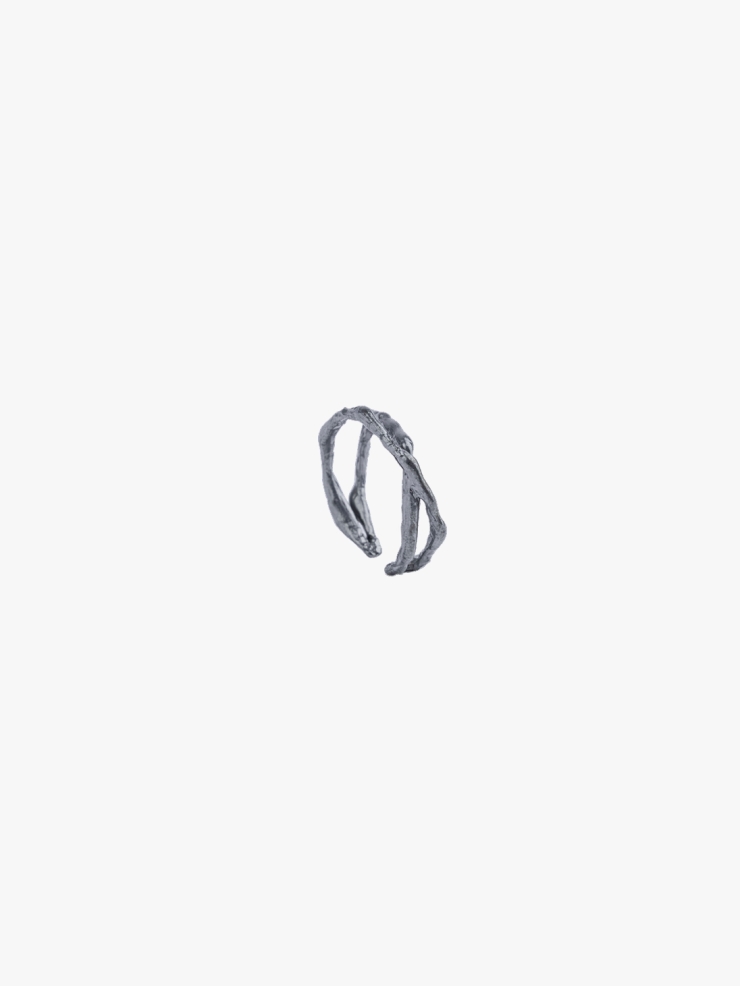 M.WONG Sky Collection Black Ear-clip/Pinky Ring