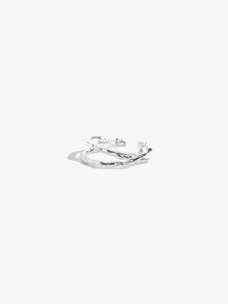 M.WONG Sky Collection White Ear-clip/Pinky Ring