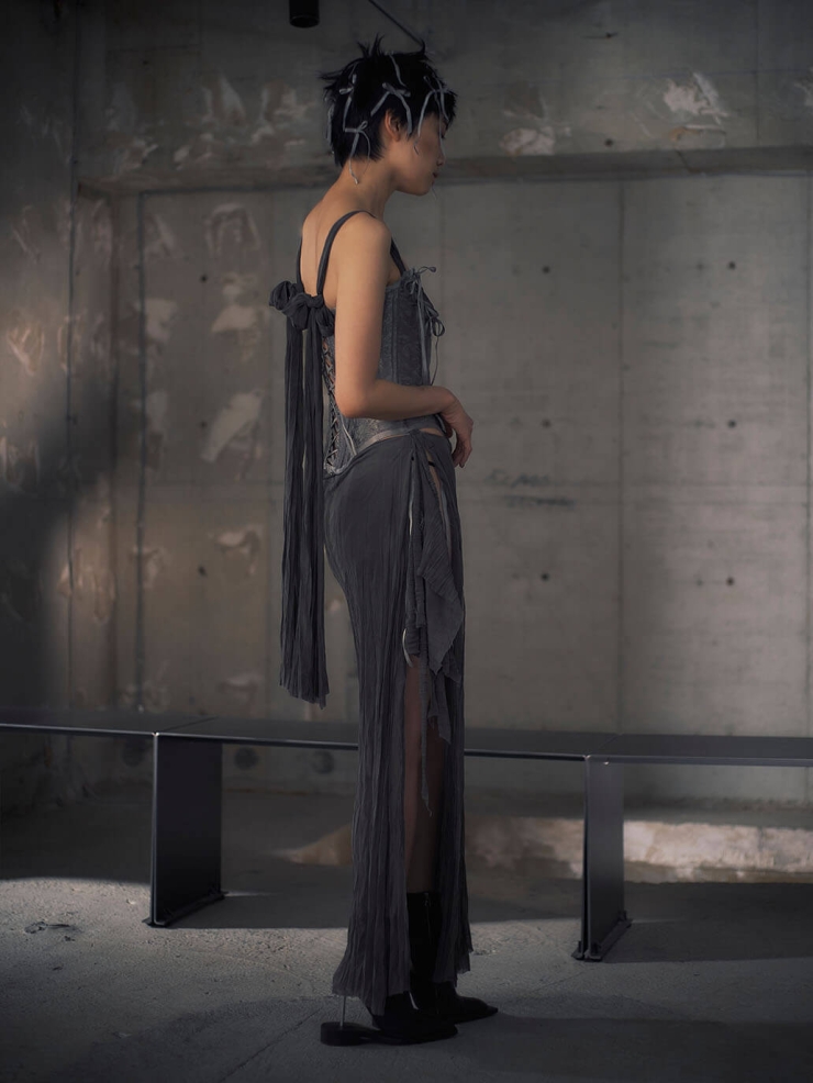 Grey sumi inner knit wrinkle finished skirt
