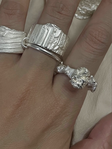 Silver Rock Diamond Ring