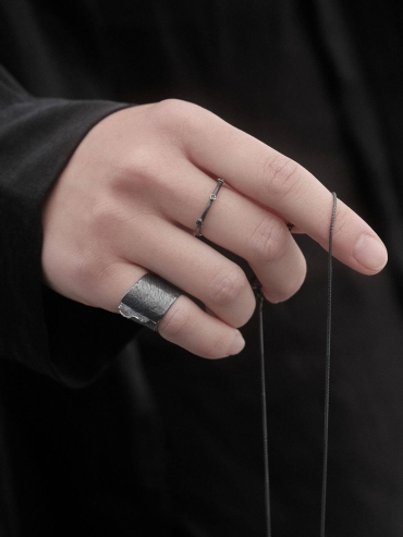 Black Archipelago Thin Ring