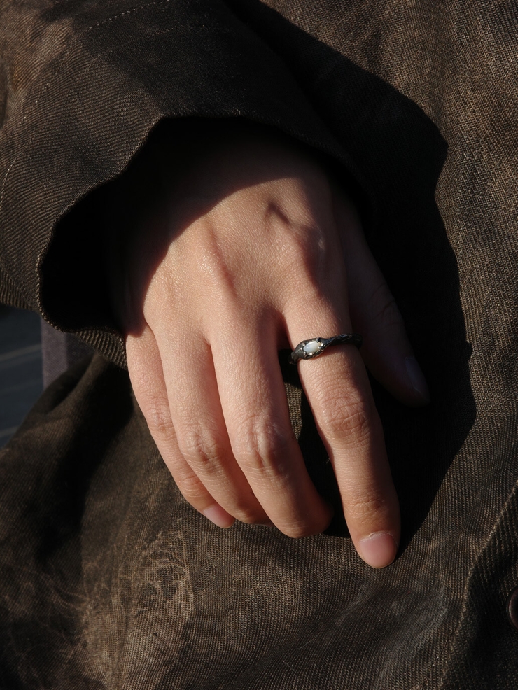 Aged Glowing Ring