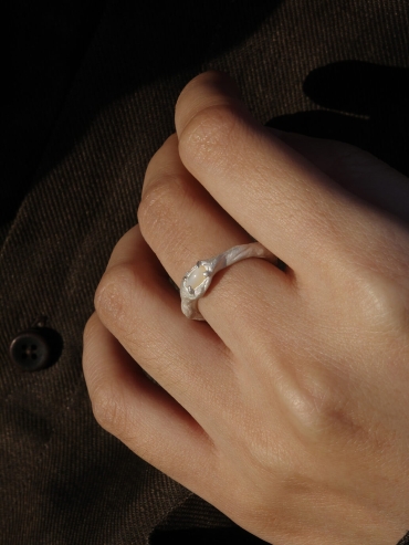 Silver Glowing Ring