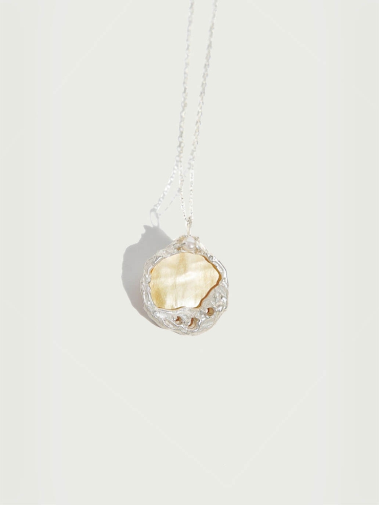 White Tea Necklace
