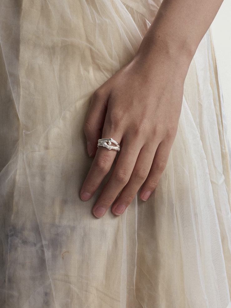 Silver Withered Branch Pearl Ring