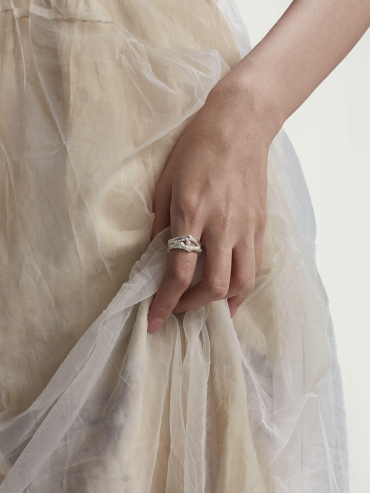 Silver Withered Branch Pearl Ring