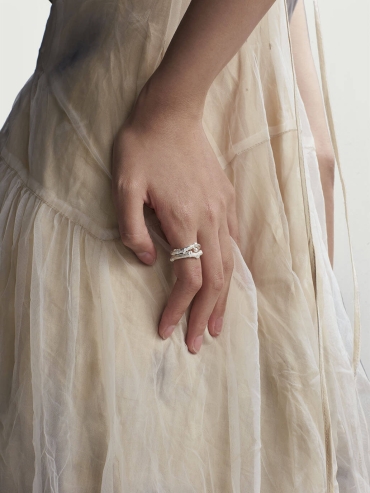 Silver Withered Branch Pearl Ring