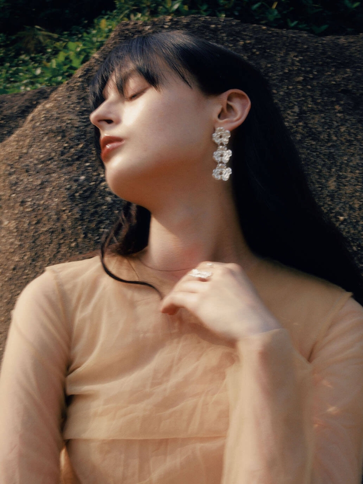 Silver Weathered Shell Stud Earring - Single