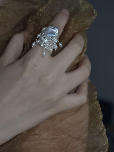 Silver dream dingdong ring