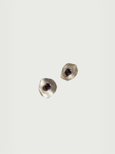 Plum earrings with black agate