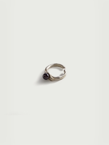 Black agate ring