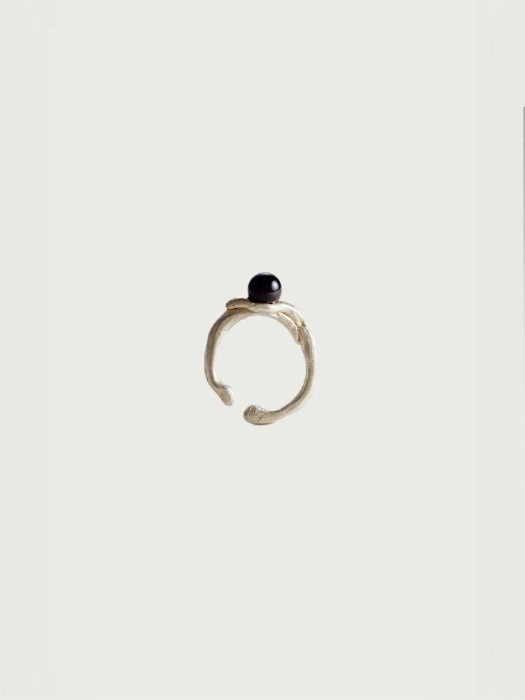 Black agate ring