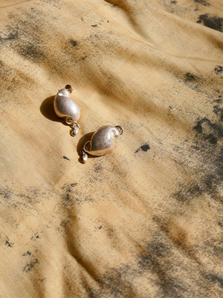 Cloud earrings with drop