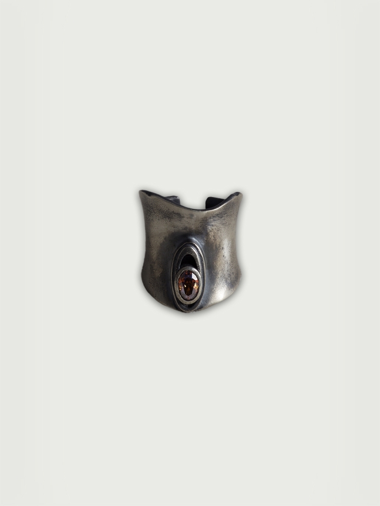 Brown zircon stone wide ring