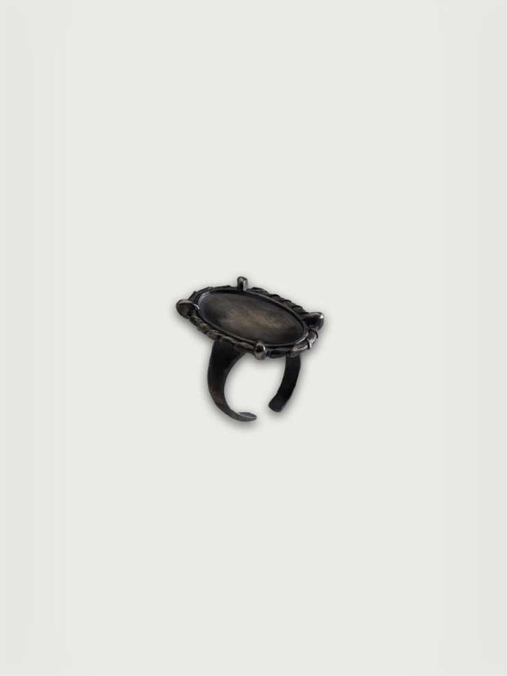 Oval silver mirror ring
