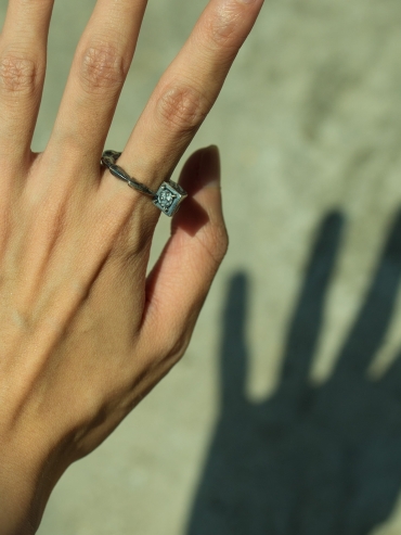 Beast silver stone ring