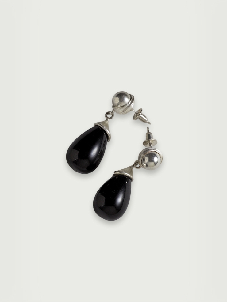 Black agate waterdrop earrings