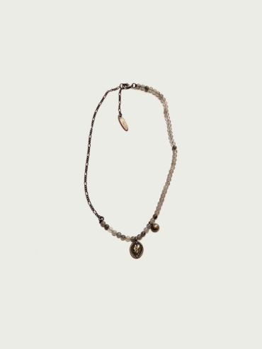 Agate necklace with silver pendant