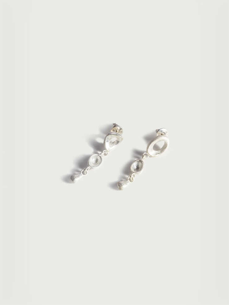 Qi long earrings