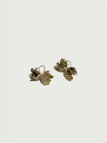 Silver scattered flower mandarin duck earrings