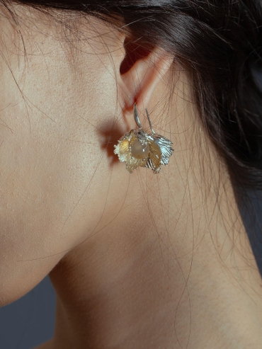 Silver scattered flower mandarin duck earrings