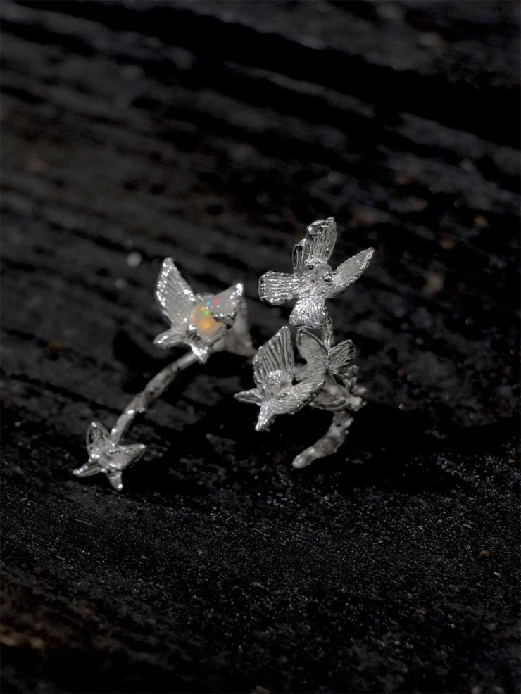 White Many Butterflies Ring