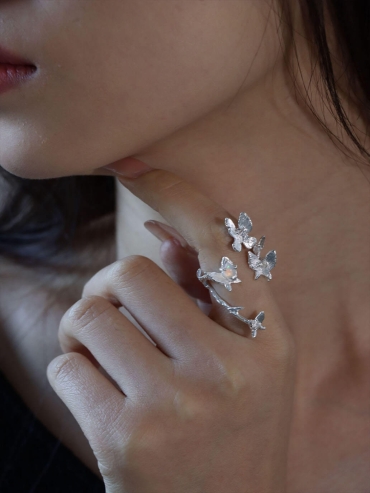 White Many Butterflies Ring