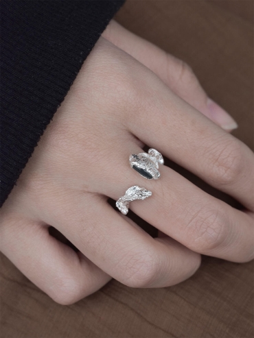 Silver White Leaf Ring