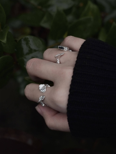 Silver White Leaf Ring