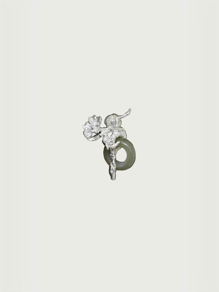 Silver sprouting grass stud earring - single