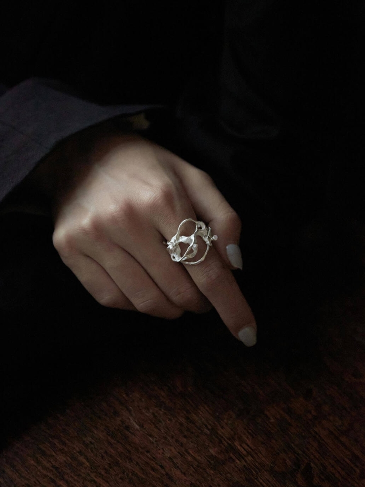 Silver hollow wide ring