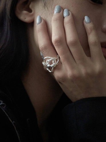 Silver hollow wide ring