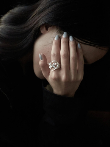 Silver hollow wide ring