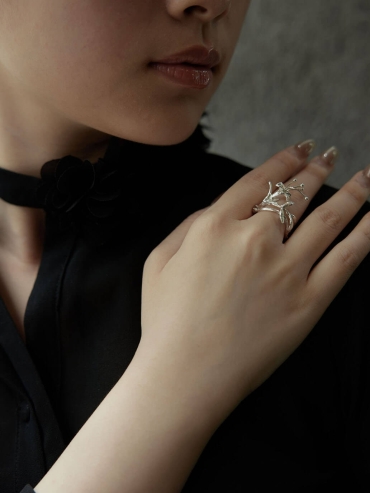 Silver Stamen Ring