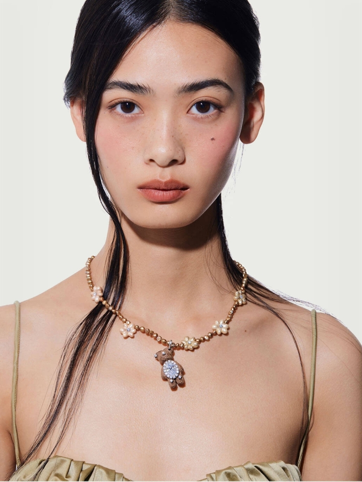 Brown Wooden Bear Pearl Necklace