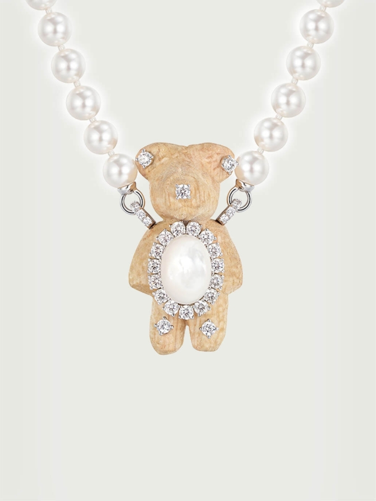 White Wooden Bear Pearl Necklace