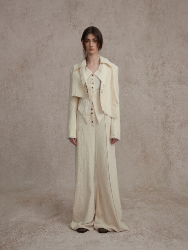 White Split Shaped Collar Jacket