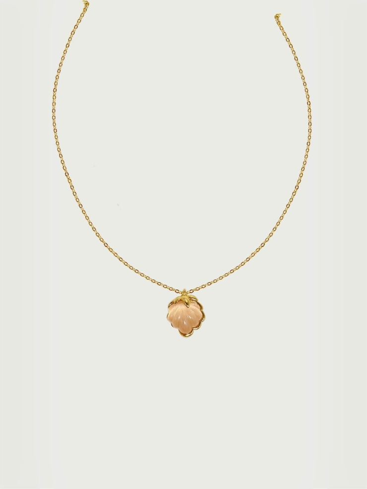 Champagne shell necklace