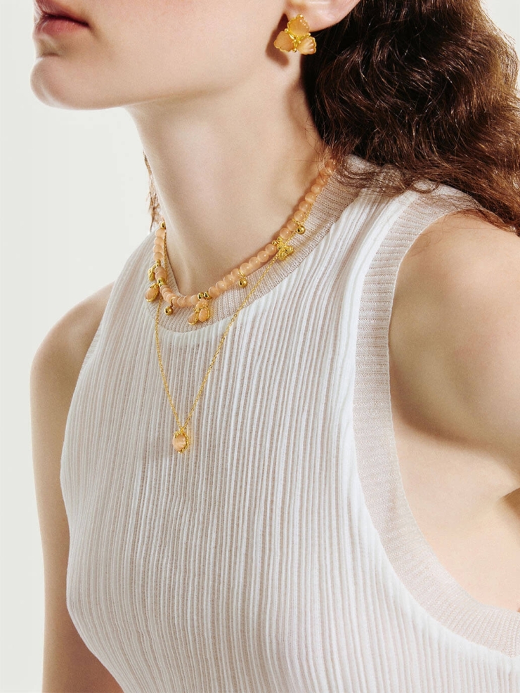 Champagne shell necklace