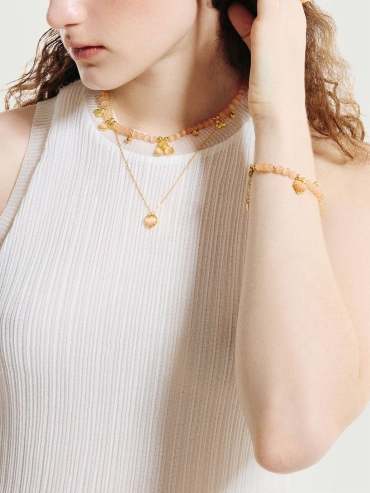 Champagne shell necklace