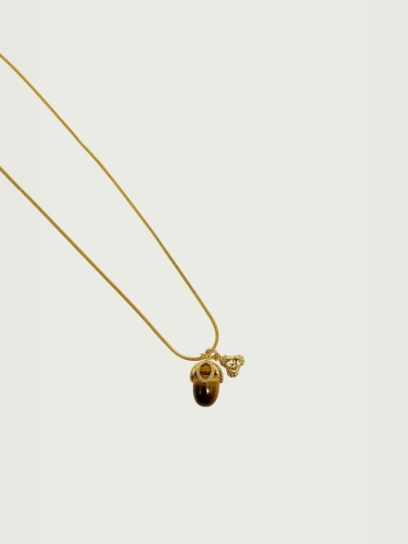 Amber berry necklace