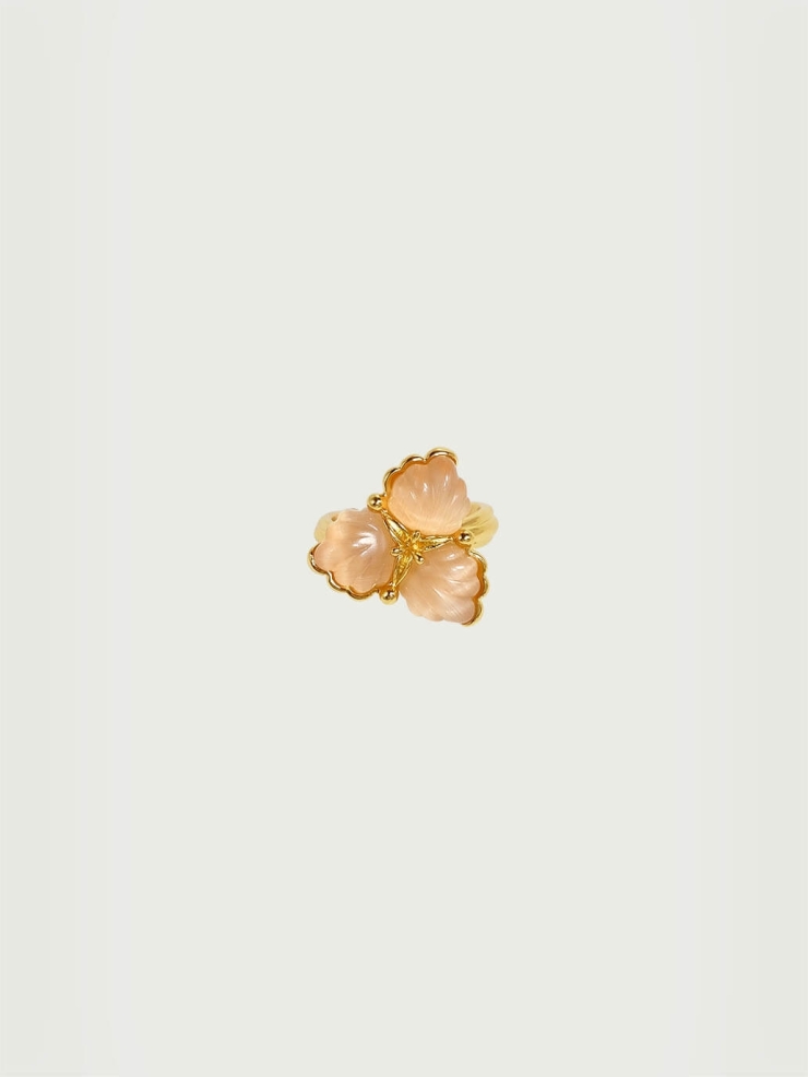 Champagne three-flower ring