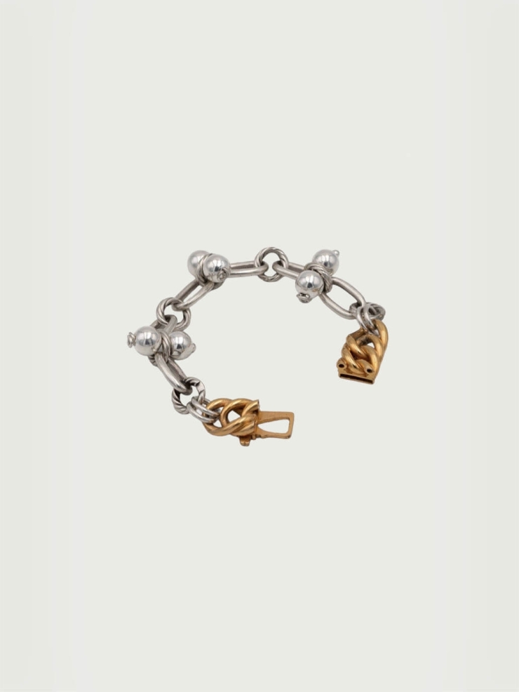 Solid silver bracelet with beads and vintage clasp
