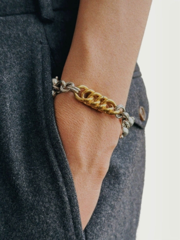Solid silver bracelet with beads and vintage clasp