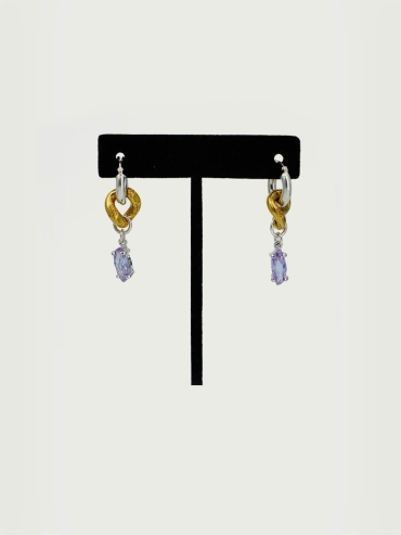 Asymmetric earrings made of silver and purple Swarovski crystals