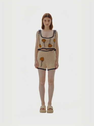 Beige ou-ou. handmade shorts
