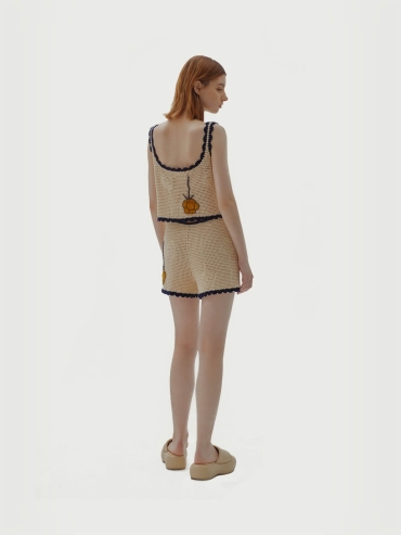 Beige ou-ou. handmade shorts
