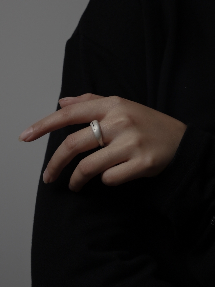 Round Not Round - Wide White Citrine Silver Ring