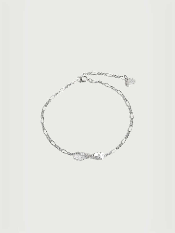 Silver twisted bracelet
