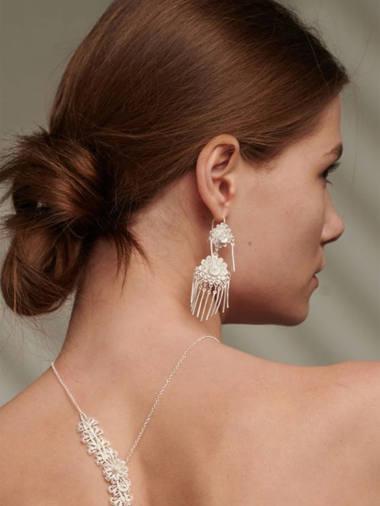 DIE - silver earrings with knitting flower and hanging strings